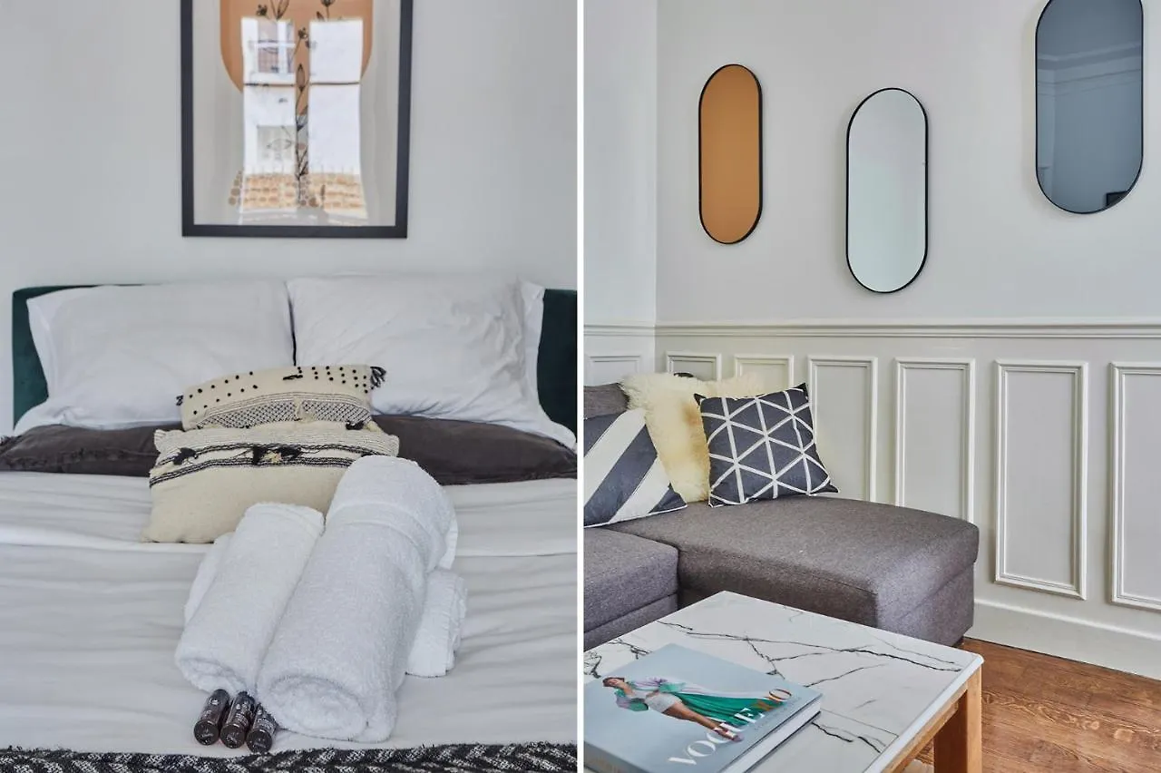Residence Tour Eiffel By Studio Prestige Paris France